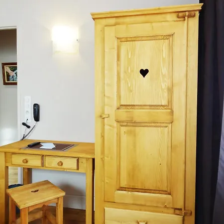 ⁂⁂ Insolite // Le Relais Des Anges // Hotel Bien-Etre Privatise Unique Dans Les Vosges ⁂⁂ 度假居 *